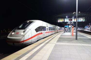 ICE 4 Berlin Hauptbahnhof ICE 4 Berlin Hauptbahnhof