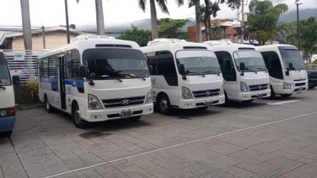 Shuttle Exterior Shuttle Exterior