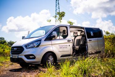 Shuttle exterior Shuttle exterior