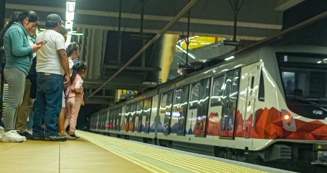 Train exterior Train exterior