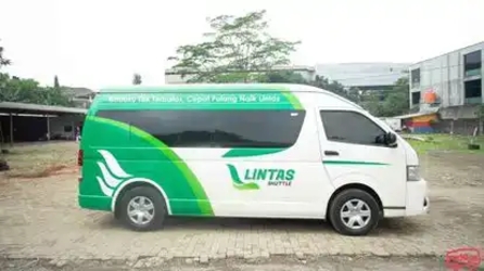 Bus Exterior Bus Exterior