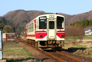 Train exterior Train exterior
