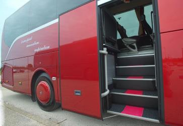 Setra 51 bus side view showing steps Setra 51 bus side view showing steps