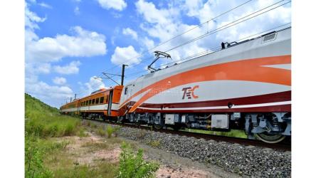 Train Exterior Train Exterior