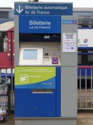 SNCF ticket machine SNCF ticket machine
