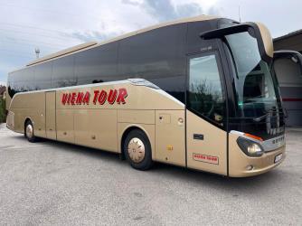 Bus-Exterior Bus-Exterior