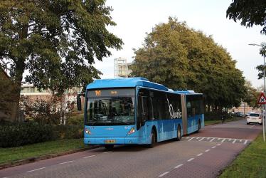 Articulated bus on line 141 in Urk