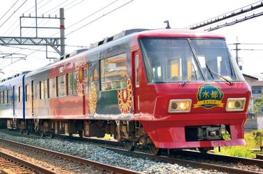 Train exterior Train exterior