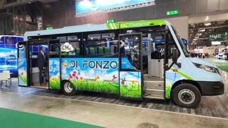 Green bus Green bus