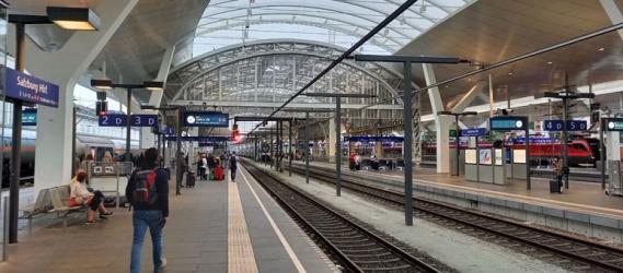 Salzburg station platforms Salzburg station platforms