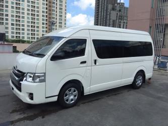 Minibus Exterior Minibus Exterior