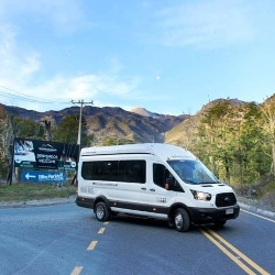 Exterior Van Exterior Van