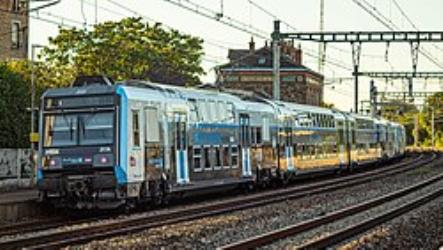 RER C train at Villeneuve-le-Roi station. RER C train at Villeneuve-le-Roi station.