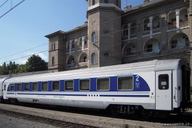 Sleeping car Sleeping car