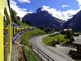 A BOB train approaches Grindelwald.