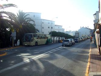 Consortium bus at the El Calvario stop , San Roque