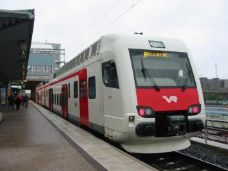 VR Class Sm4 EMU Red Train