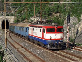 ŽFBH train