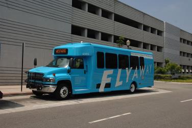 FlyAway minibus