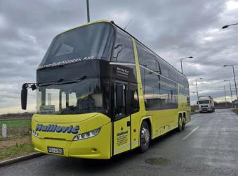 full view of the bus