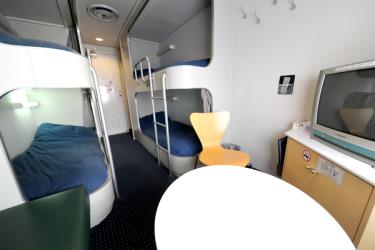 Western style share room