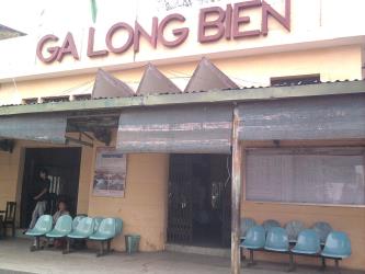 Long Bien Station