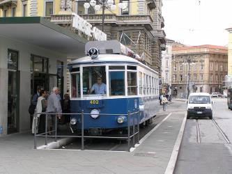 Trieste tram n. 402 on line 2 in piazza Oberdan