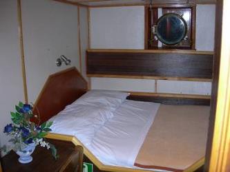 Kapetan Luka Cabin