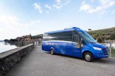 Mini bus