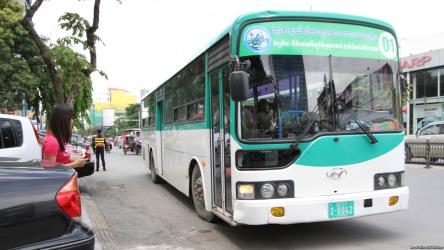 Phnom Penh BRT bus