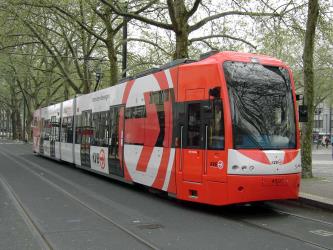 Low-floor light rail car at Neumarkt