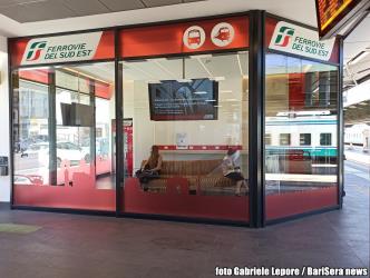 Bari Centrale ticket office