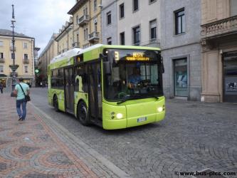 Aosta Piazza Chanoux linea 9