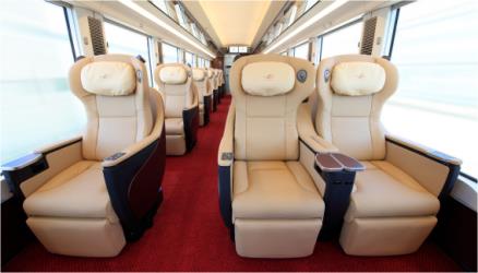 HINOTORI Premium Seats