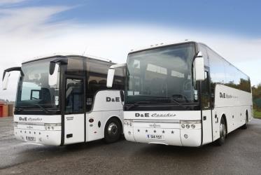 D + E Coaches Exterior