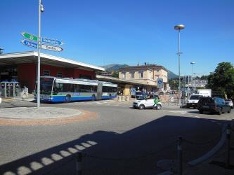 An articulated TPL bus at the city's railway station