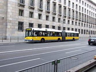 Articulated bus