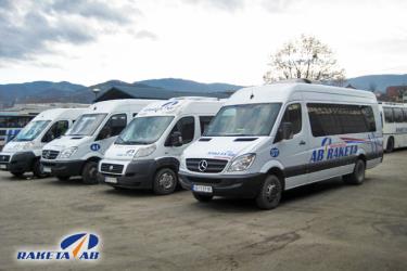 Raketa minibuses