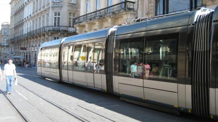 Bordeaux tram