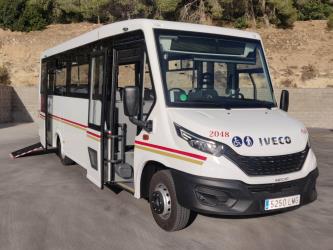 Minibus exterior